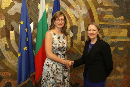 Вицепремиерът Екатерина Захариева прие пратеника по енергийните въпроси на Държавния департамент на САЩ Мери Уорлик